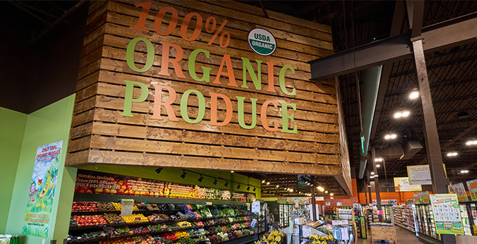 Natural Grocers Denver - Cherry Knolls 100% Organic Produce Department