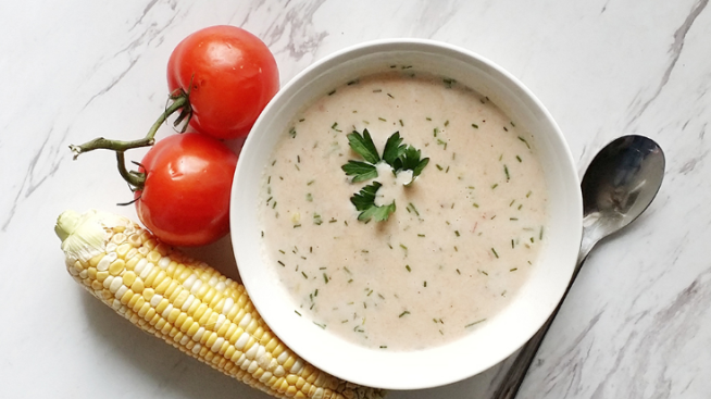 Easy Creamy Vegan Corn Chowder Recipe