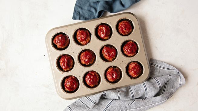 Turkey Cheeseburger “Muffins”